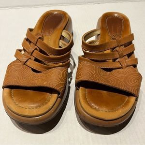 Dansko Platform Sandals Tan, Size 9 Leather